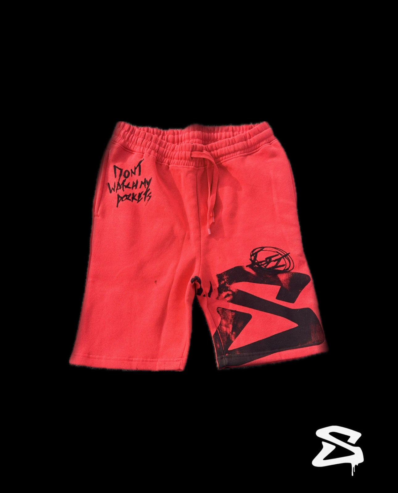 RED SHORTS