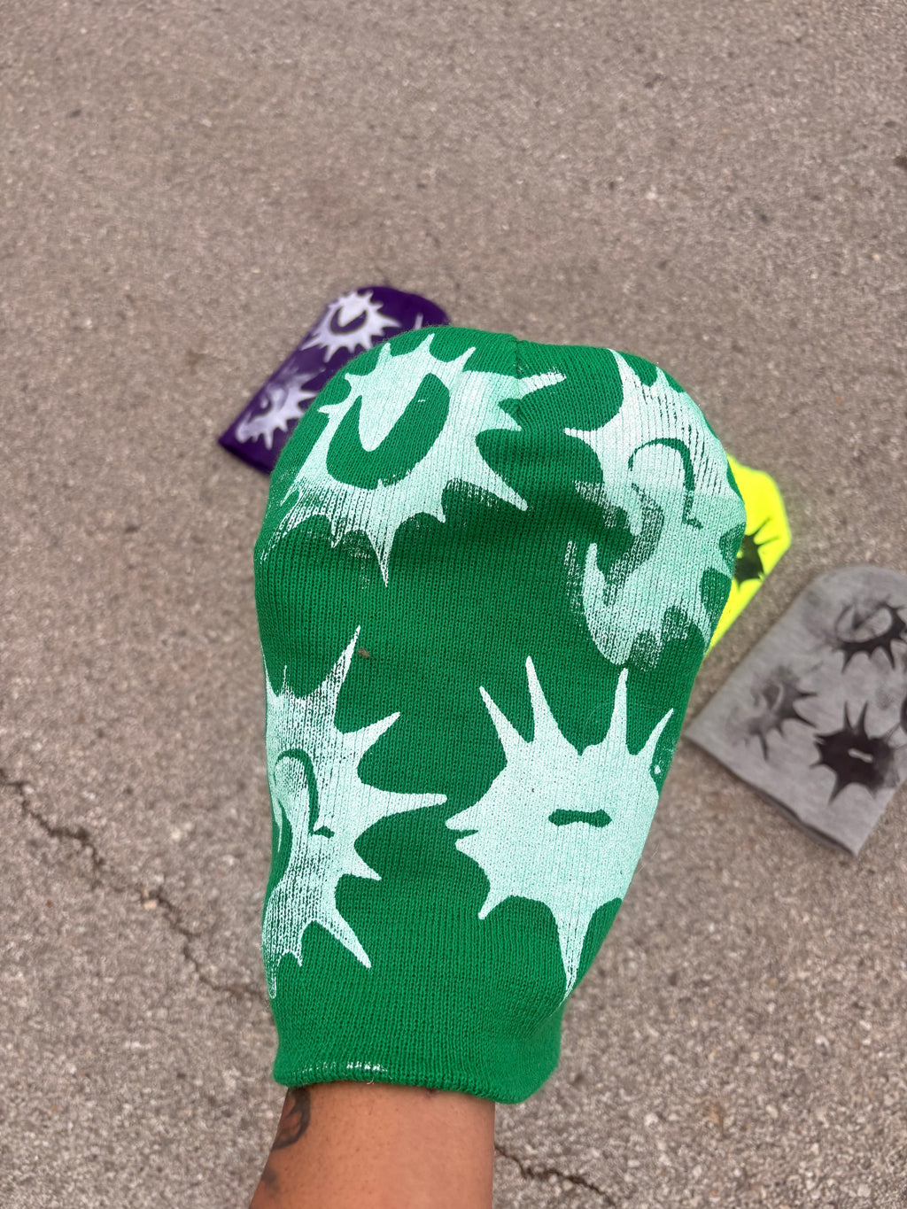 GREEN BEANIE